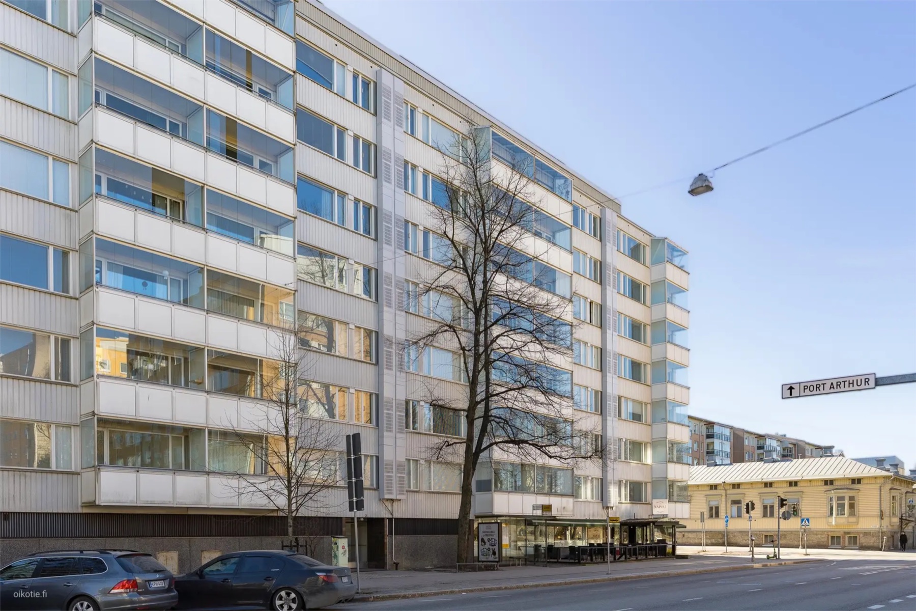 As Oy Untamolan julkisivu kadun puolelta